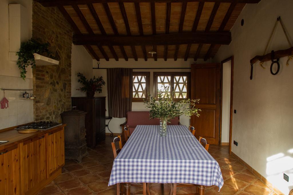 Agriturismo Montaperti Castelnuovo Berardenga Kamer foto