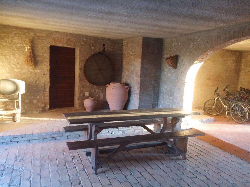 Agriturismo Montaperti Castelnuovo Berardenga Buitenkant foto
